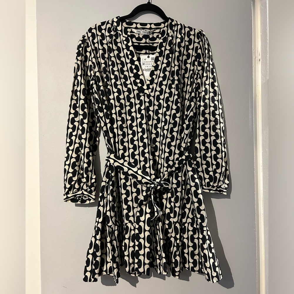 Pattern mini dress - Picture 2 of 5